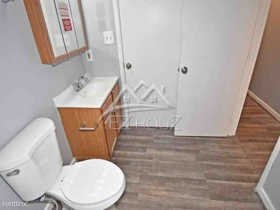 102 W North Ave - Photo 3 of 16