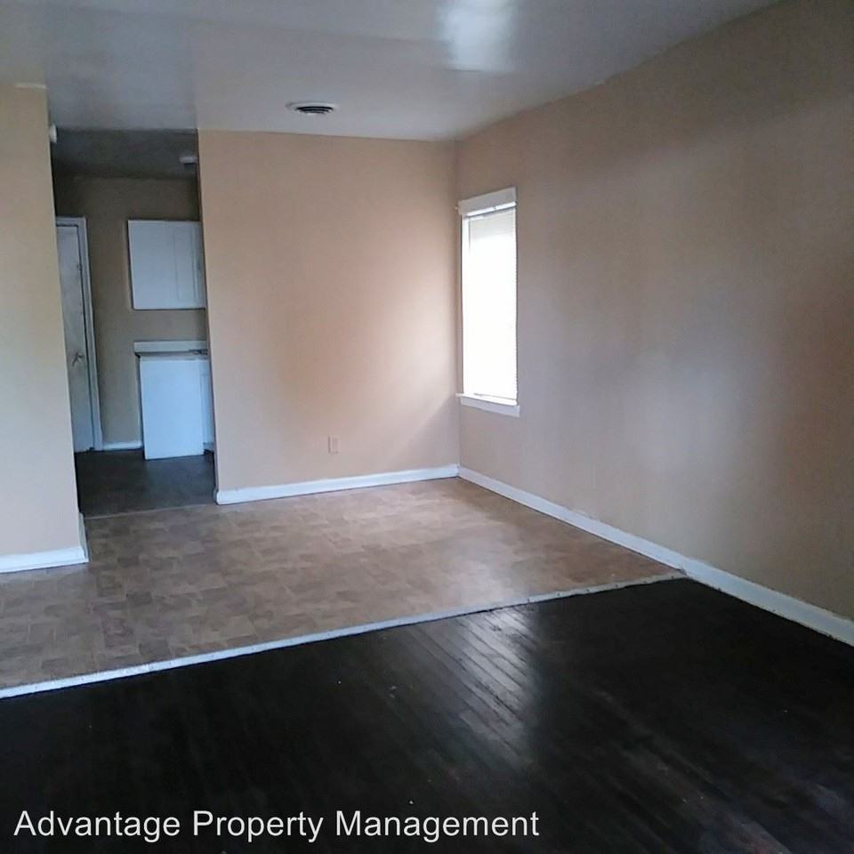 310 Jones St - Photo 3 of 8