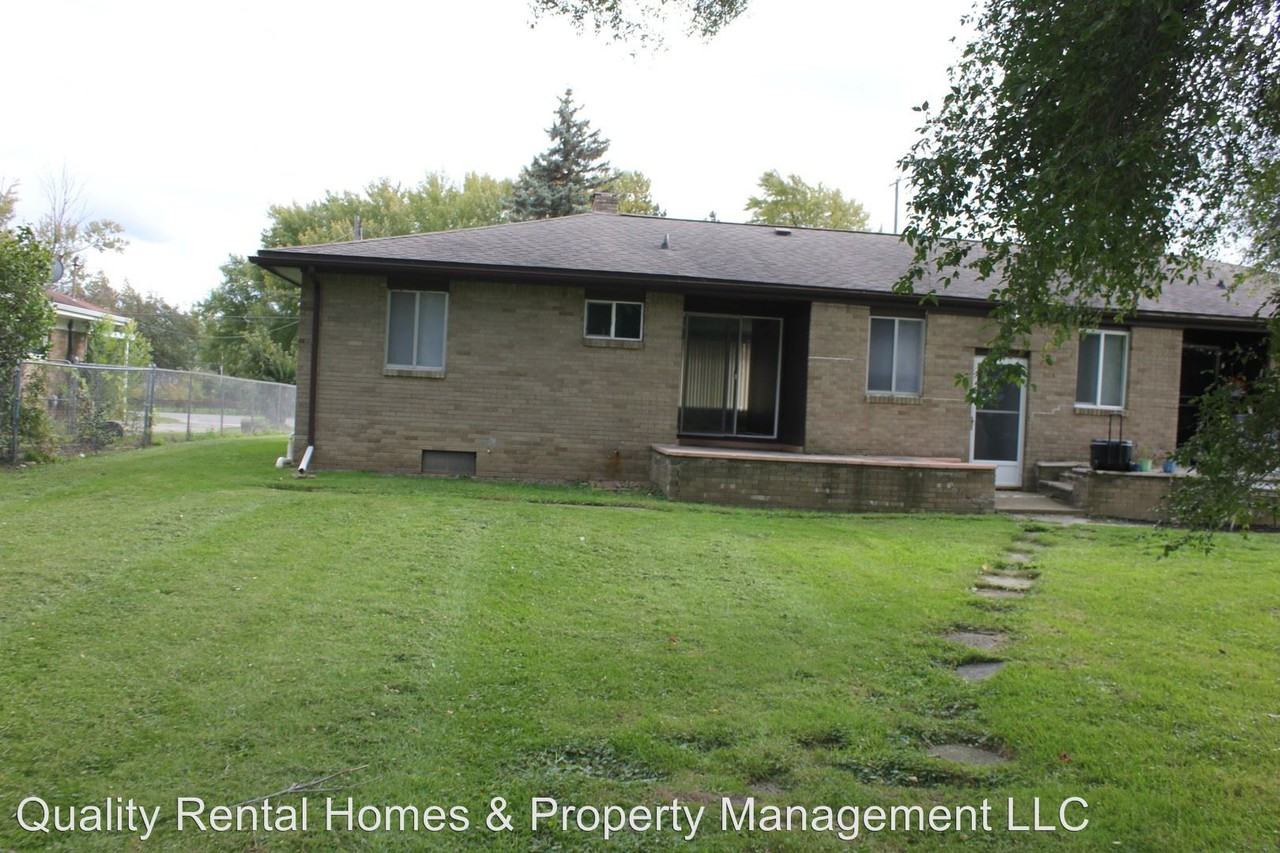 5139 Lapeer Rd - Photo 2 of 14