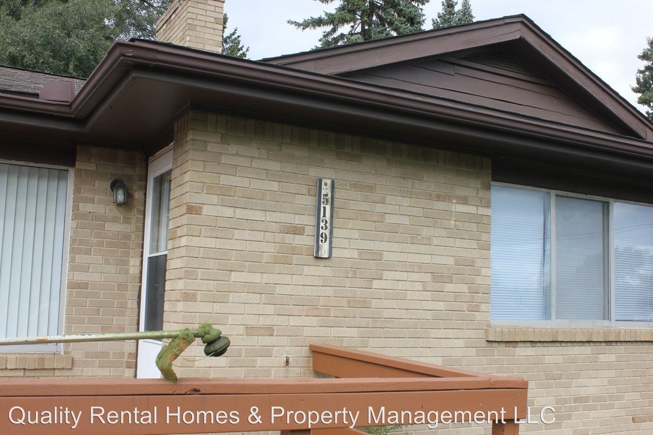 5139 Lapeer Rd - Photo 3 of 14