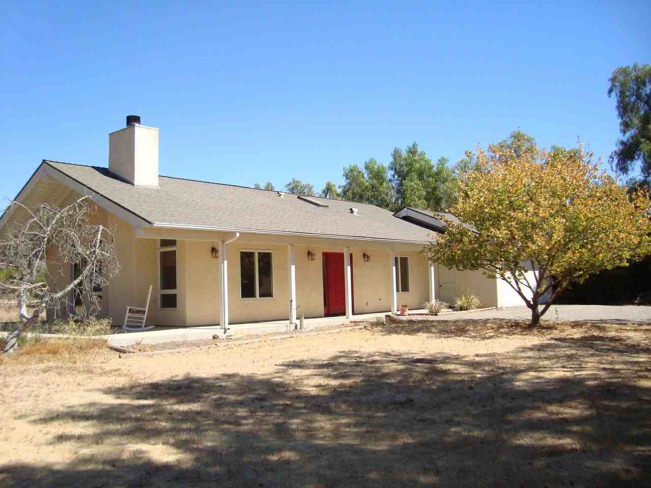 1345 Deer Trail Ln - Photo 2 of 15