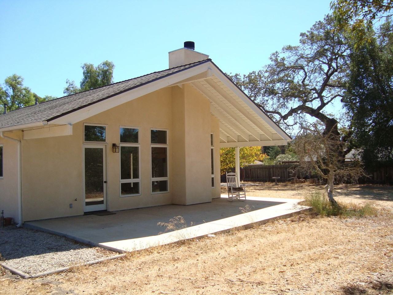 1345 Deer Trail Ln - Photo 3 of 15