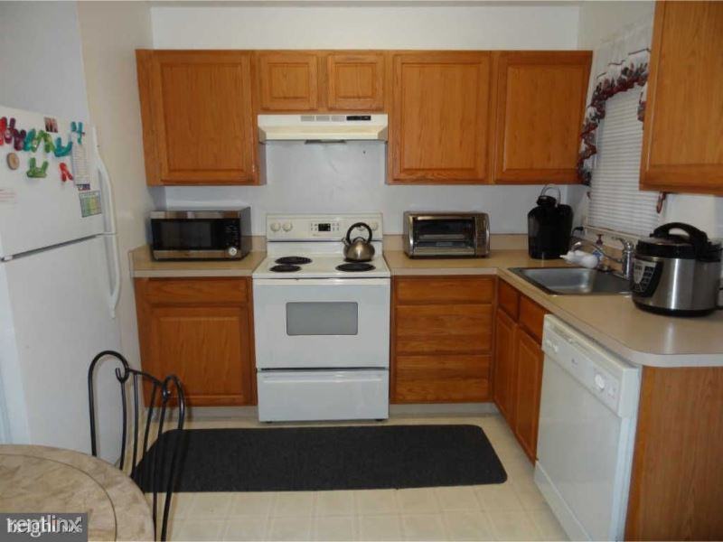 48 W Village Rd - Photo 3 of 12