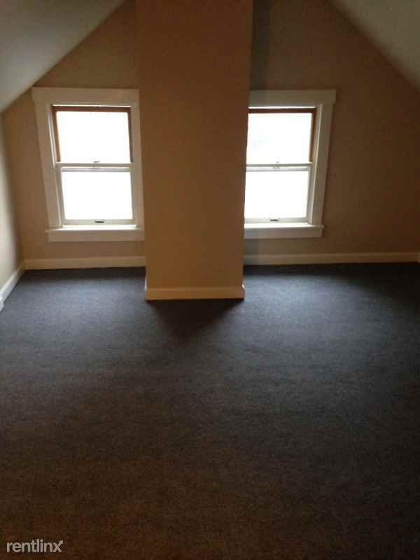 161 Branford St - Photo 3 of 14