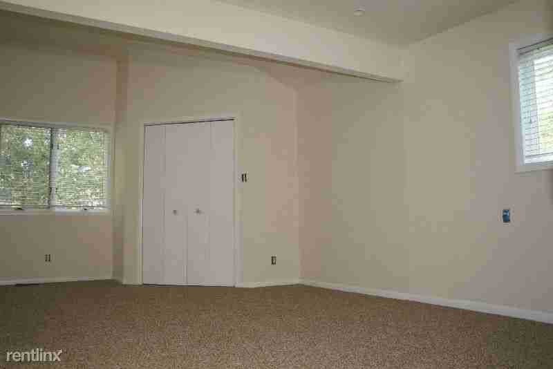 502 Garfield Ave - Photo 3 of 27