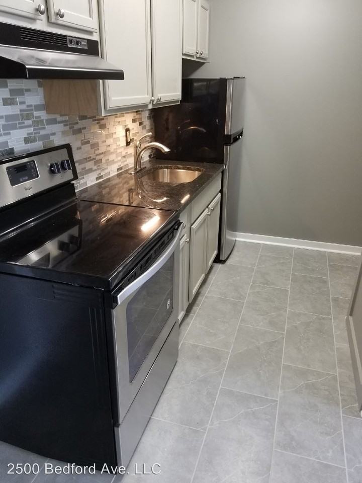 426 2nd Ave SE - Photo 2 of 3