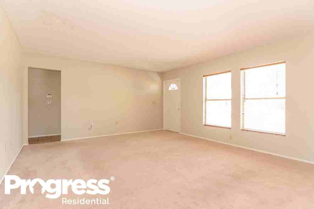 1017 Ponderosa Pine Ln - Photo 3 of 23