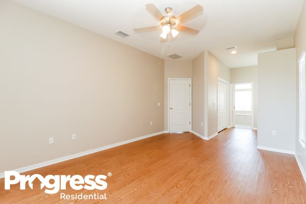 8712 Cypress Lakes Blvd - Photo 2 of 15