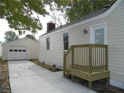 5249 Ashby St - Photo 3 of 16