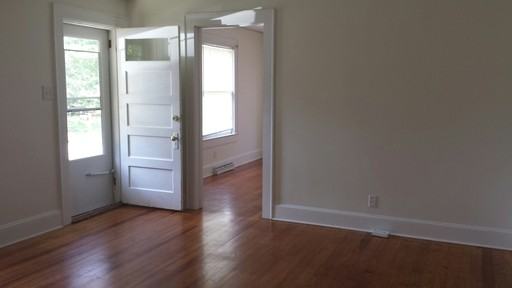 2526 Carroll St - Photo 2 of 8