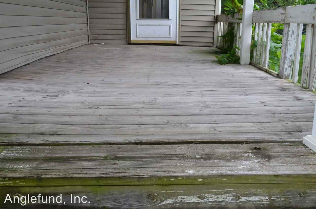 325 N Charles St - Photo 2 of 50