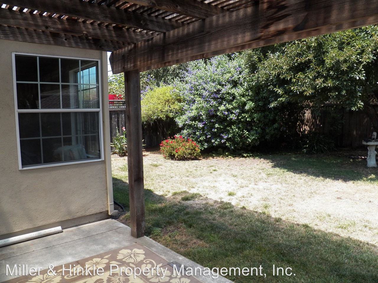 2335 Walnut Grove Ave - Photo 2 of 9