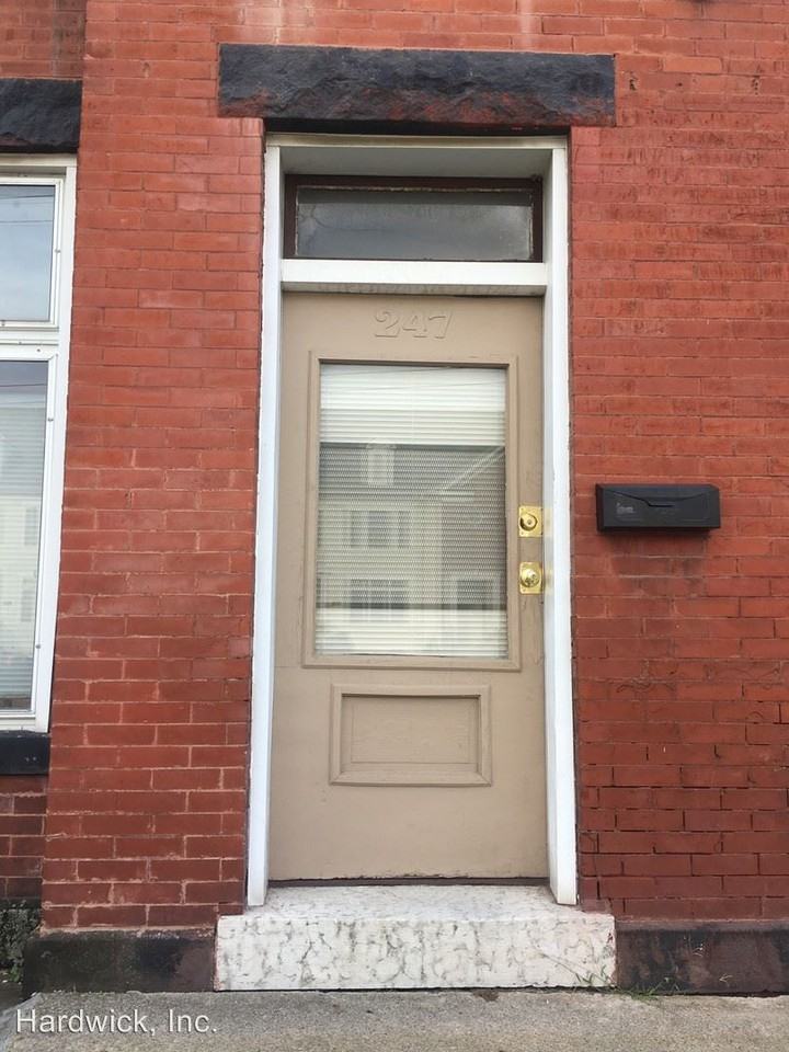 247- 247 1/2 Hamilton Ave. - Photo 2 of 11