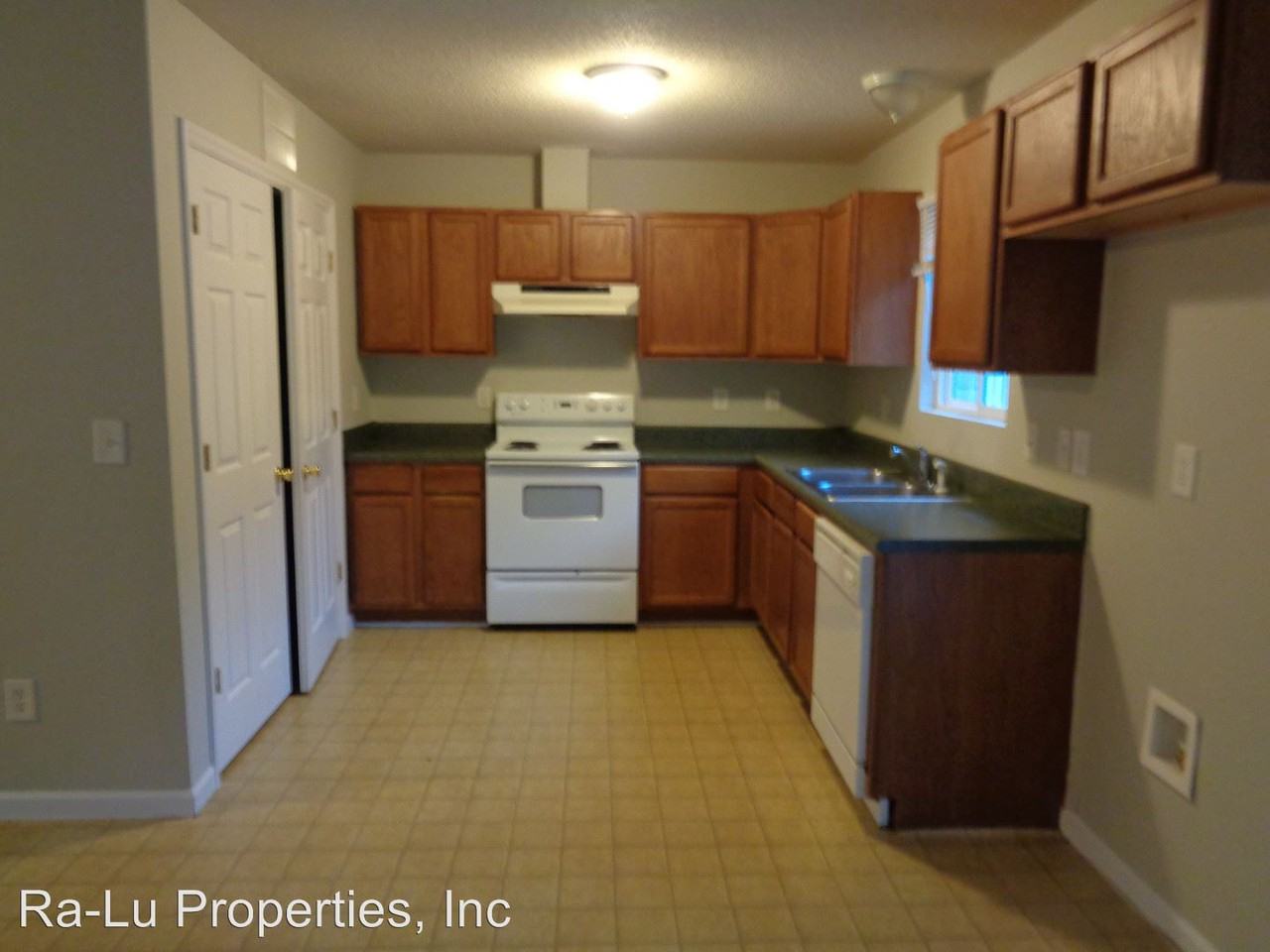 115 Patton Ave - Photo 3 of 9