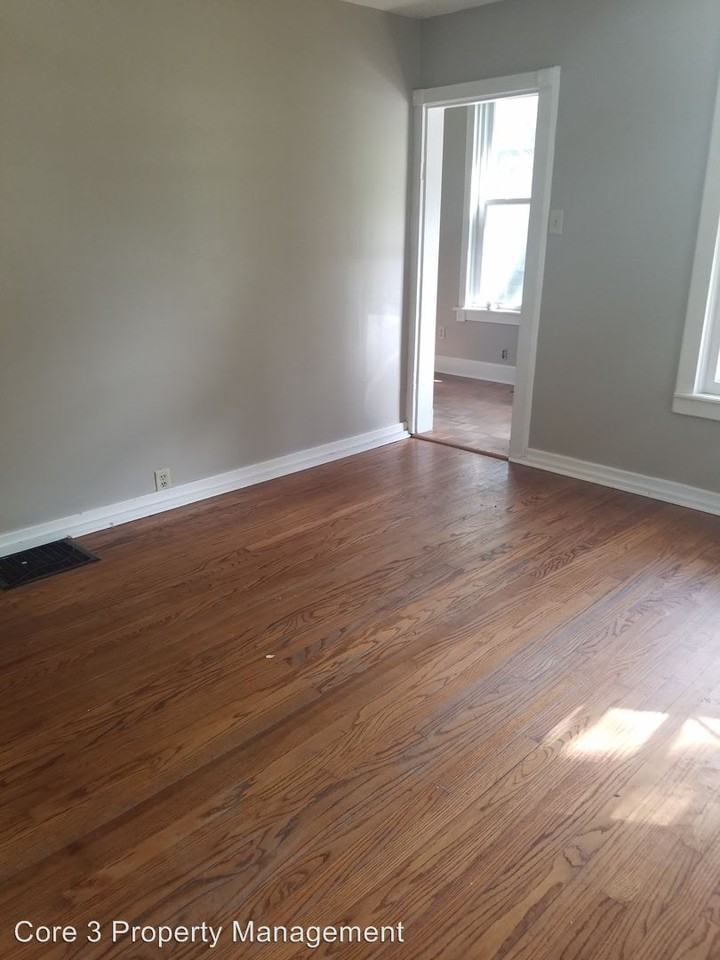 1344 N 3rd St - Photo 3 of 9