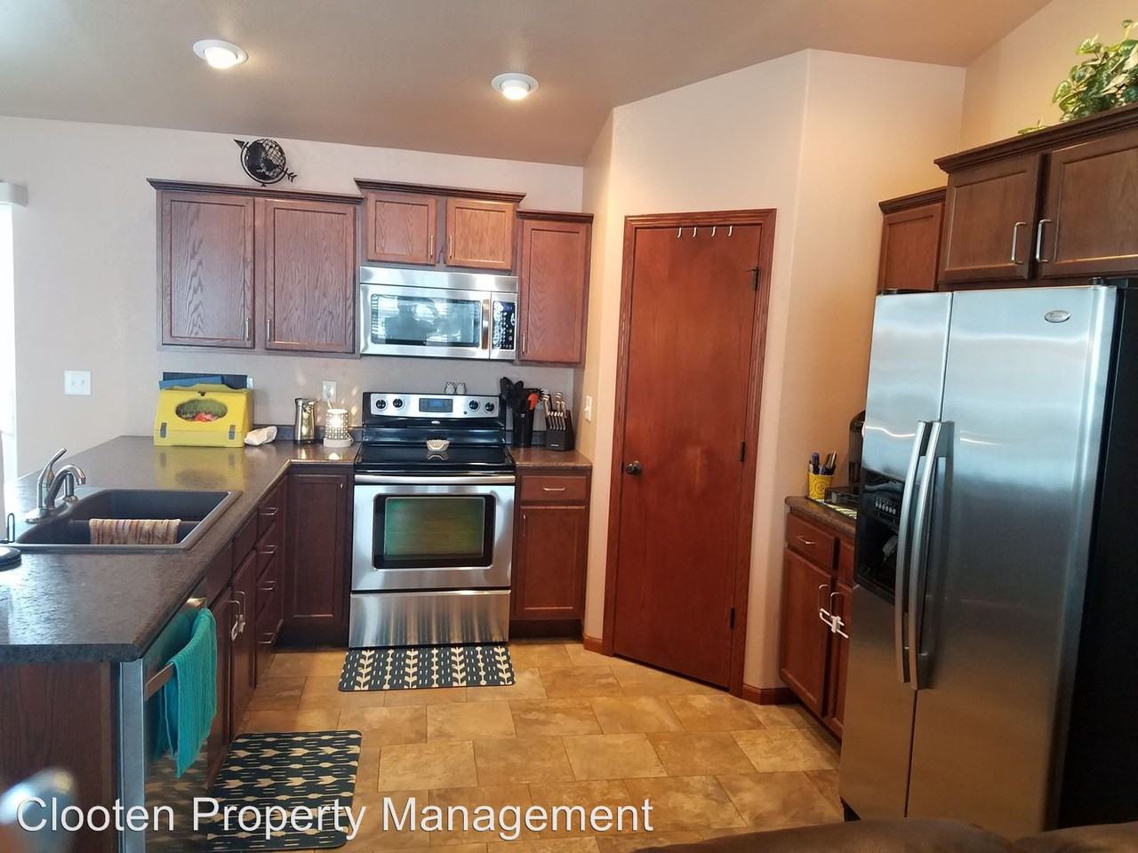 6535 Reily Rd - Photo 3 of 29