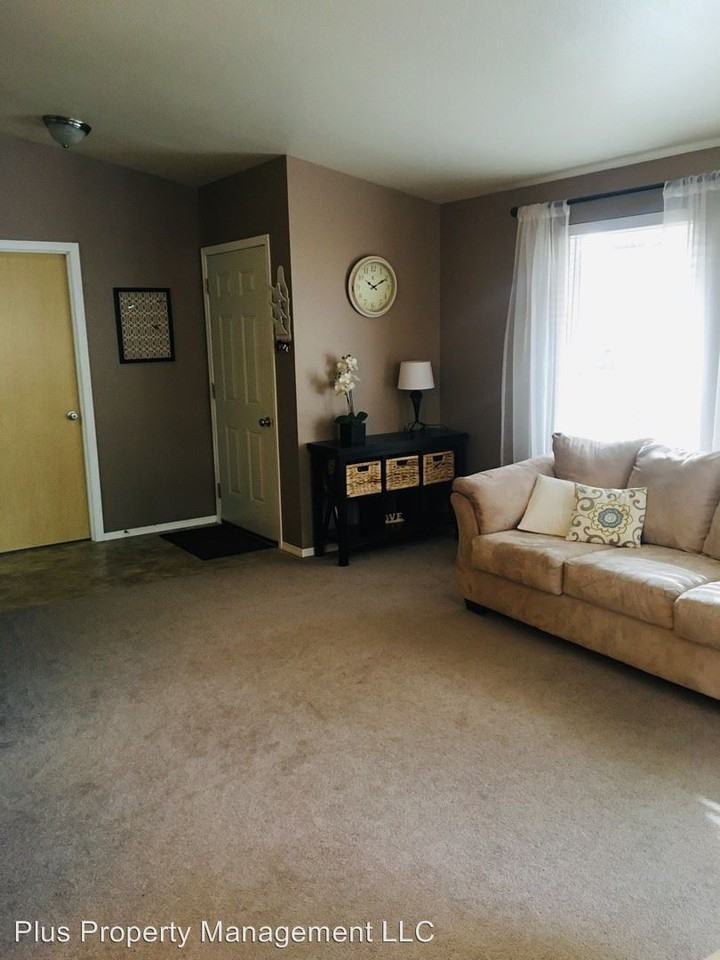 19122 Shoshone Rd - Photo 2 of 25