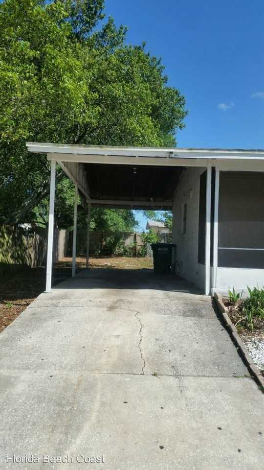 2481 Austin Ave - Photo 2 of 12