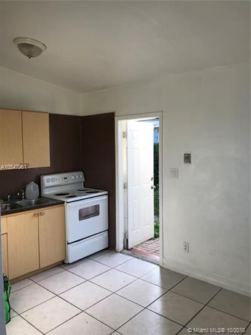 3028 NW 8th Rd - Photo 3 of 7