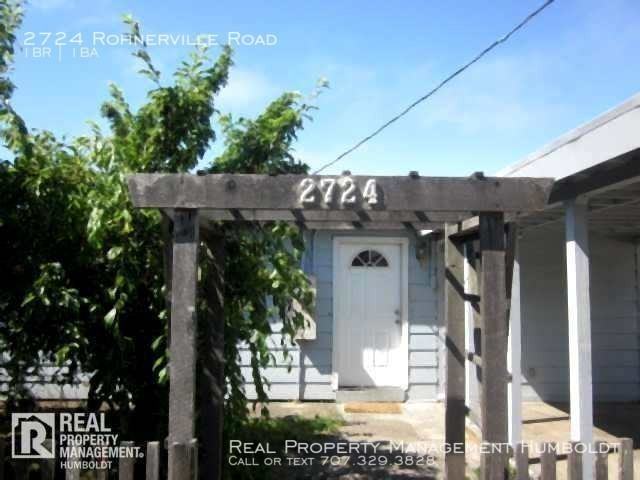 2724 Rohnerville Rd - Photo 2 of 8