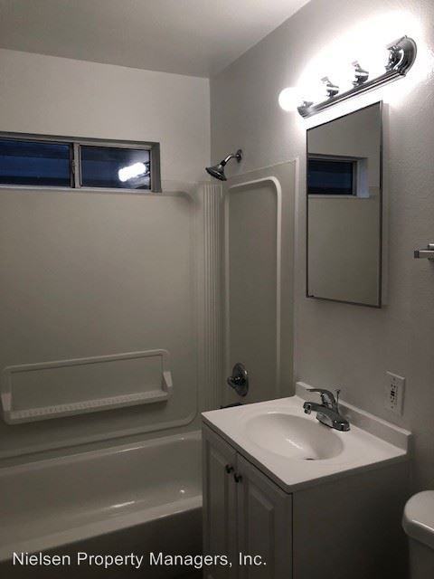 1823-1825 Madrone Avenue - Photo 3 of 7