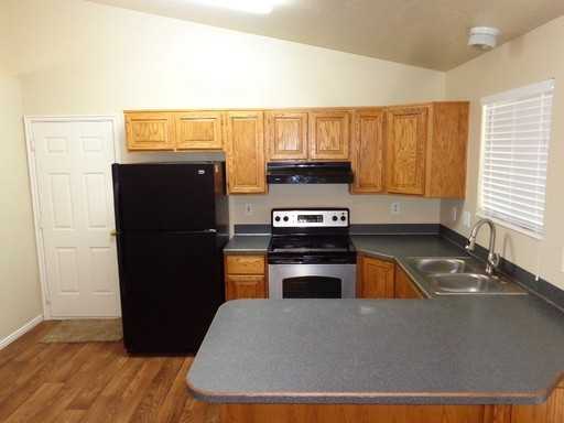 46 S 1600 W - Photo 3 of 12