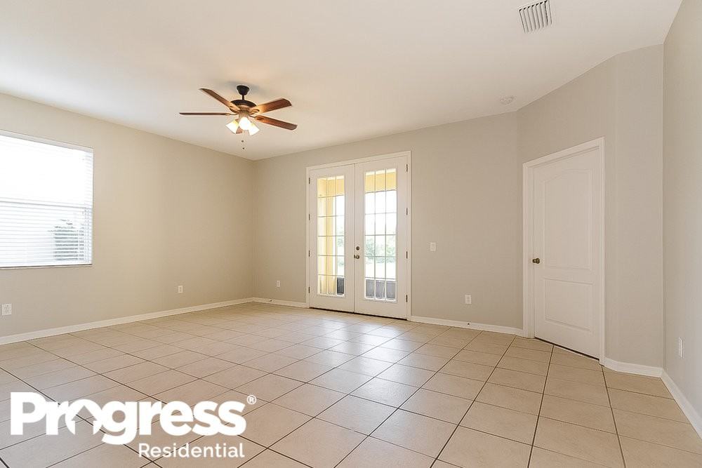 9209 Lost Mill Dr - Photo 3 of 14