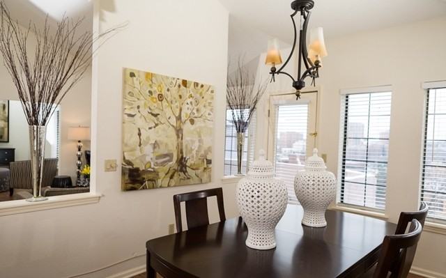 Montreux On The Plaza - Photo 3 of 15