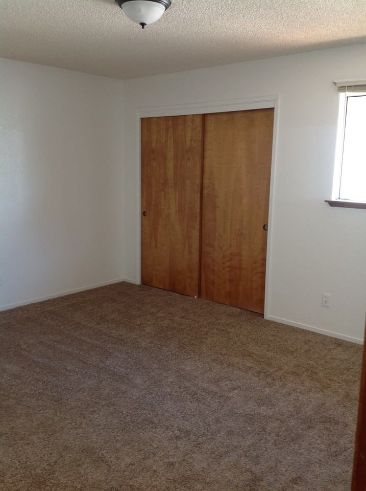1224 South 16th Street - Photo 3 of 10