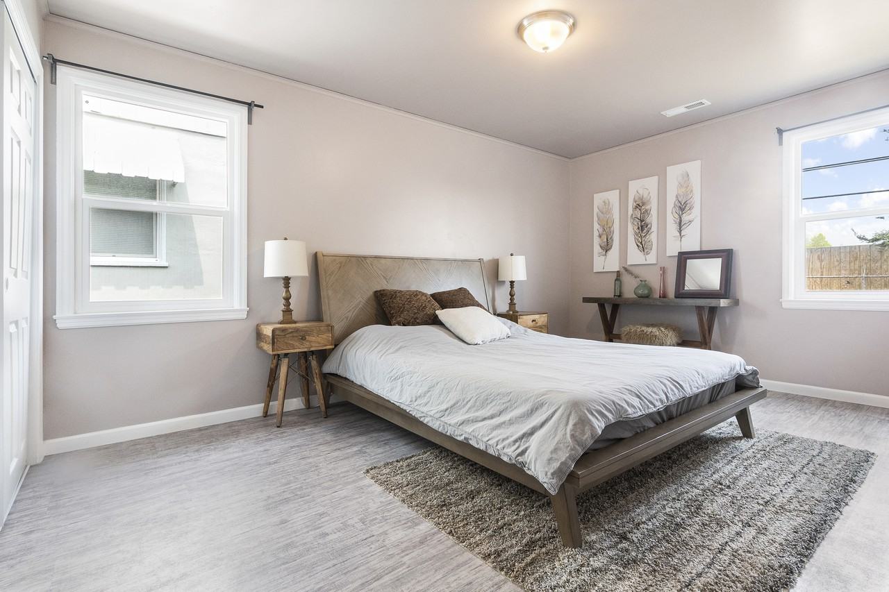 203 Fairway Drive - Photo 2 of 31