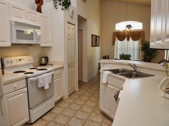 112 Tivoli Cir - Photo 3 of 10