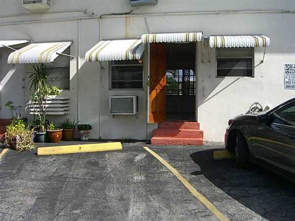 5300 HOLLYWOOD BLVD - Photo 3 of 22