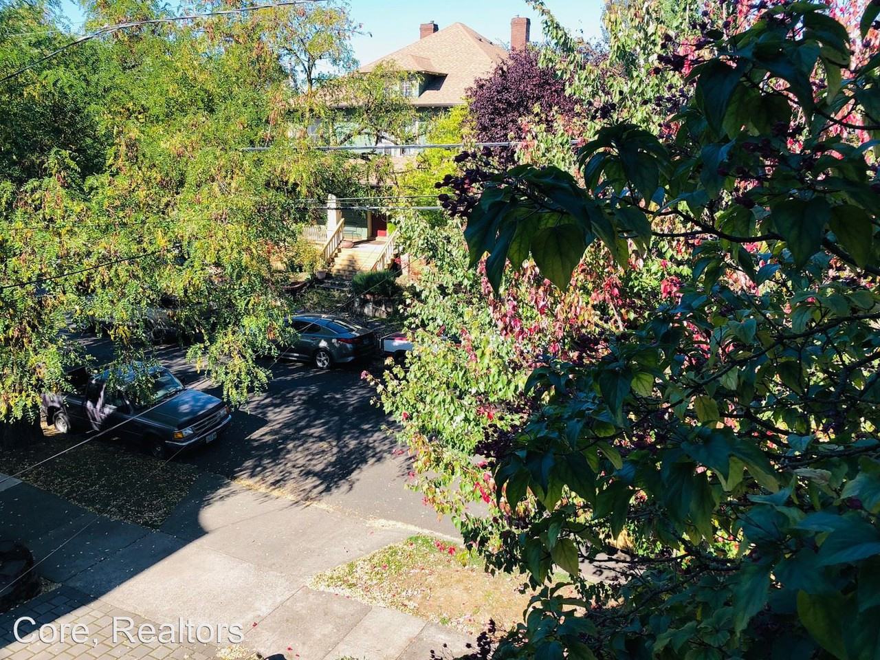 SE Madison Apartments in Buckman, Portland, OR 97214 Zumper