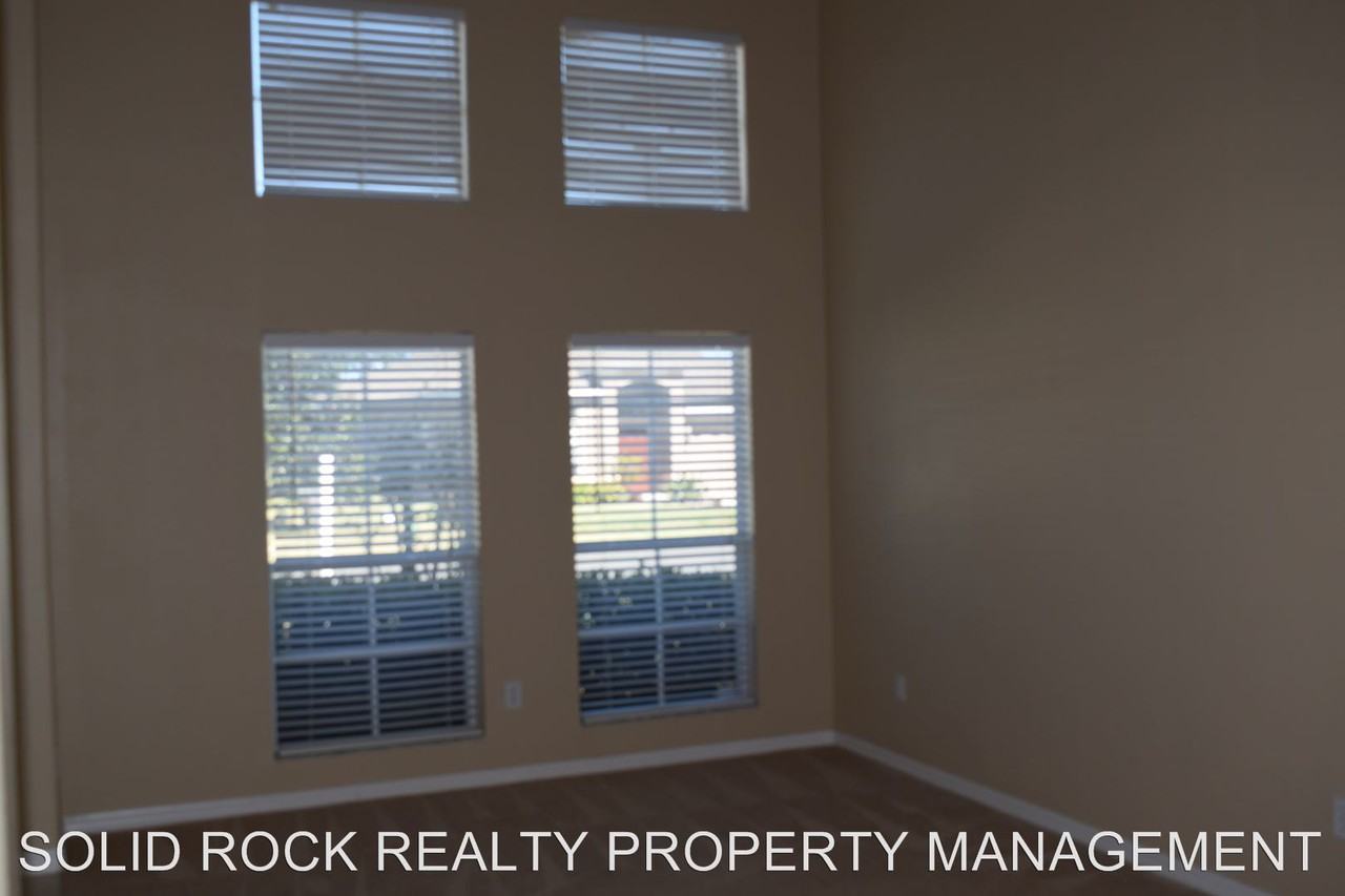 33840 Terragona Dr - Photo 2 of 15
