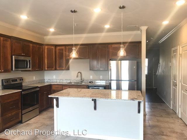 2807 SW Willow Tree 1-6 - Photo 3 of 5