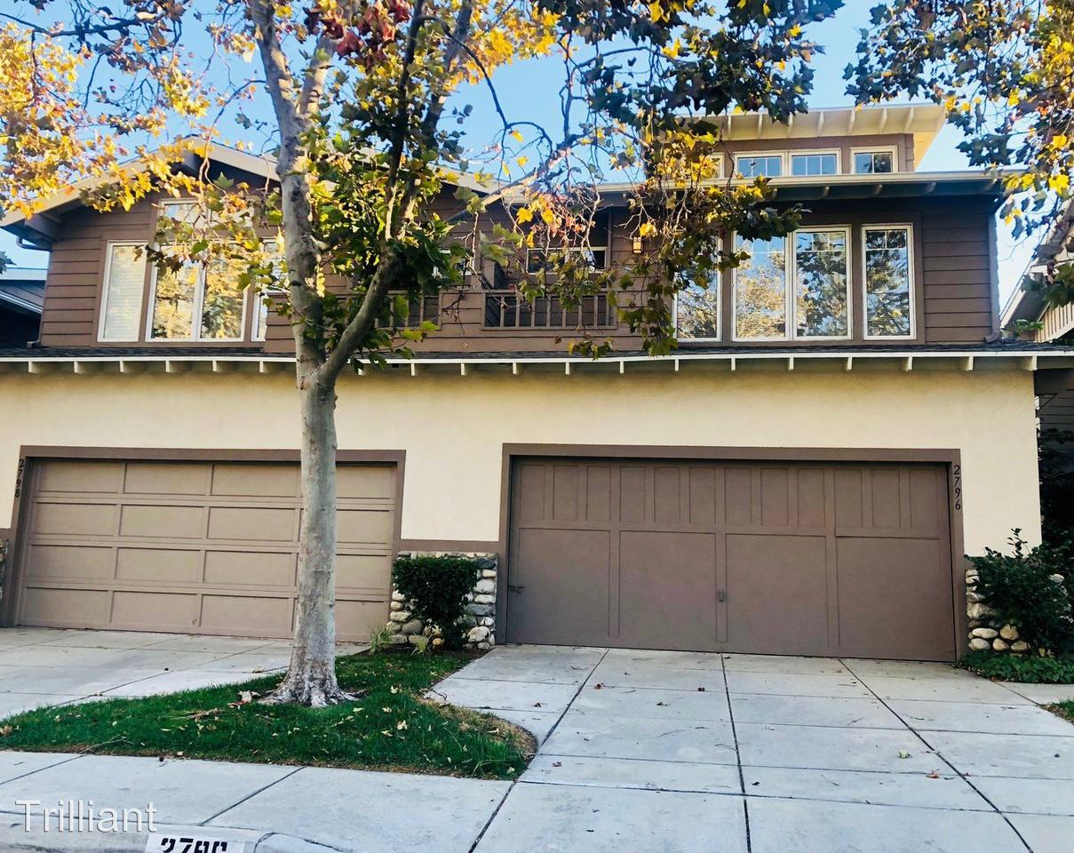 2796 Heritage Dr - Photo 2 of 24