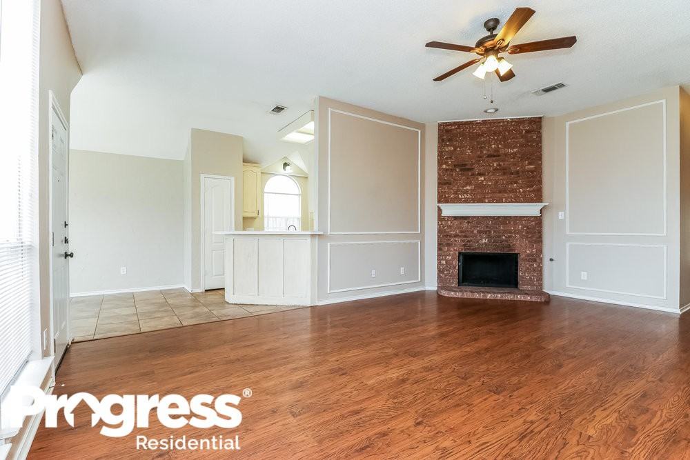 7728 Blossom Dr - Photo 2 of 15