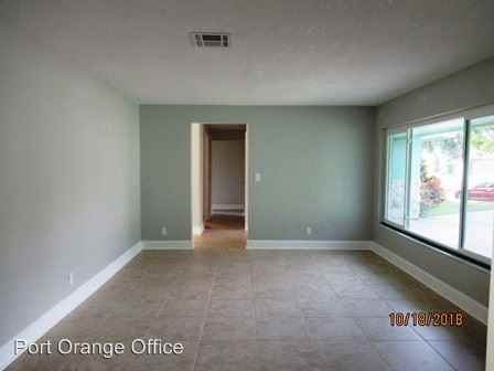 226 Brittany Ave - Photo 2 of 15