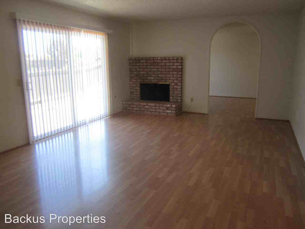 1663 Granada St - Photo 2 of 16