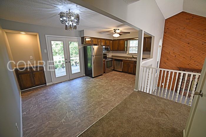 6120 N Baltimore Ave - Photo 3 of 6