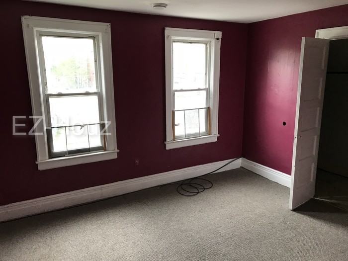 409 Koons Ave - Photo 3 of 9