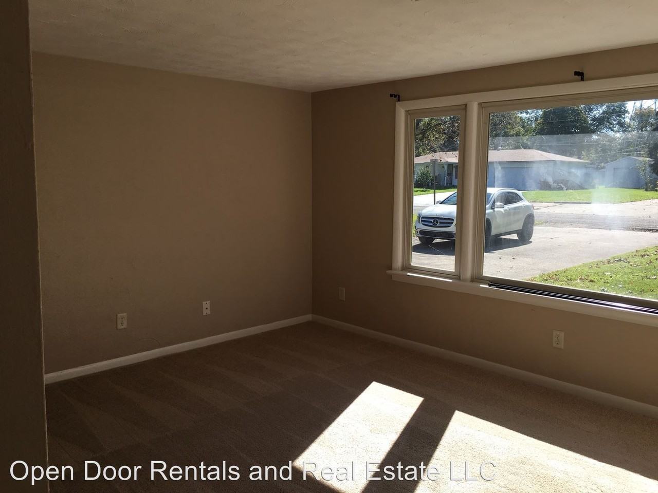 5505 Ashland Dr - Photo 2 of 22