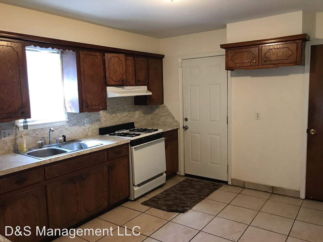 1236 Straka Terrace - Photo 3 of 12