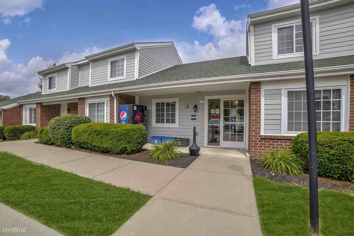 429 Grand Ave - Photo 2 of 24