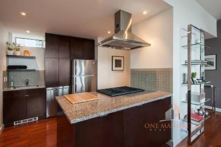 W 48th St #40D