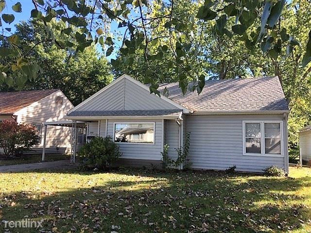 2020 Sw Atwood Ave - Photo 2 of 12