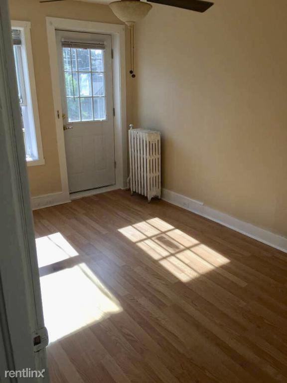 3640 Keswick Rd - Photo 3 of 10