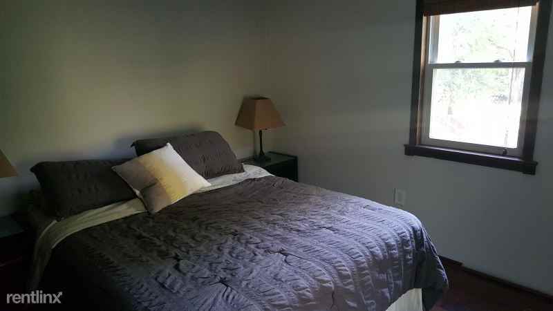 240 Greenbrook Rd #2b - Photo 3 of 10