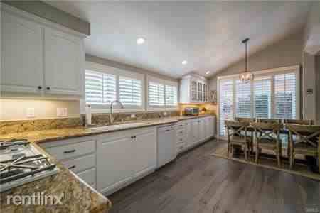 10 Rainer - Photo 3 of 27