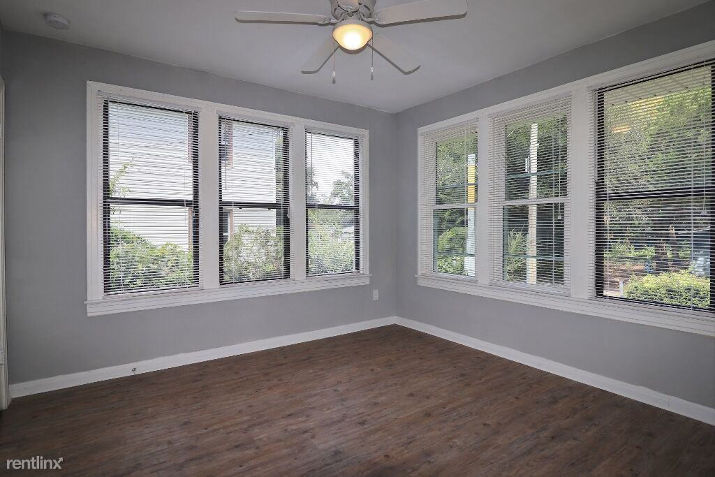2818 Fleming St - Photo 2 of 9
